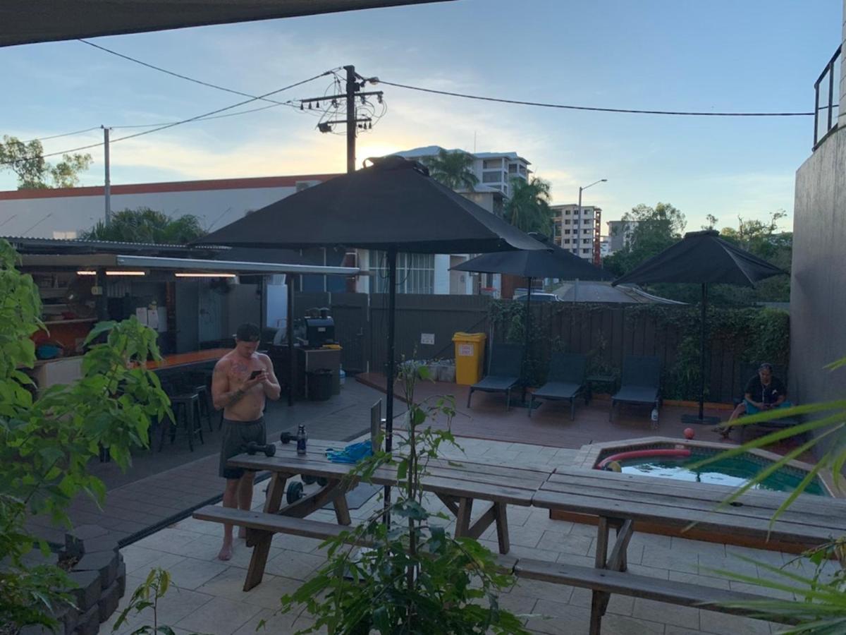 Down Under Hostels Darwin Exterior foto