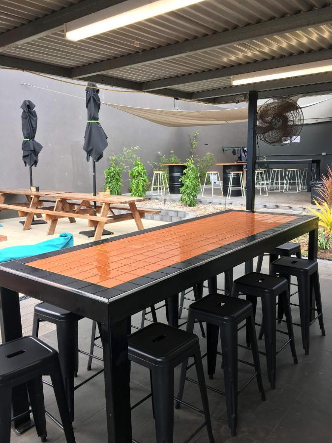 Down Under Hostels Darwin Exterior foto