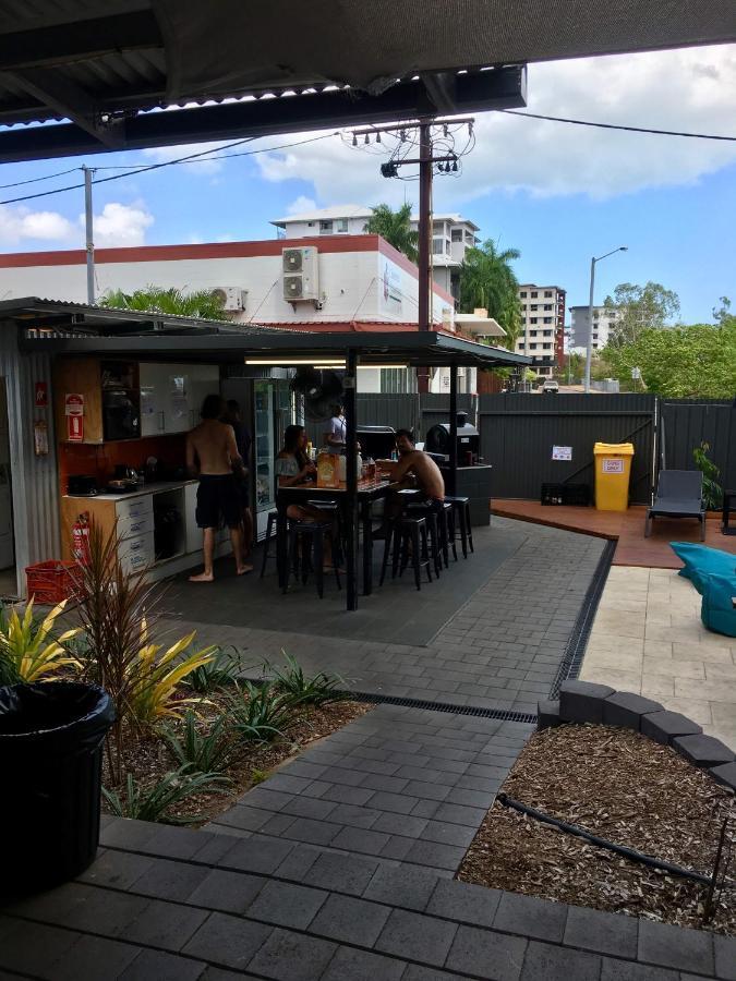 Down Under Hostels Darwin Exterior foto